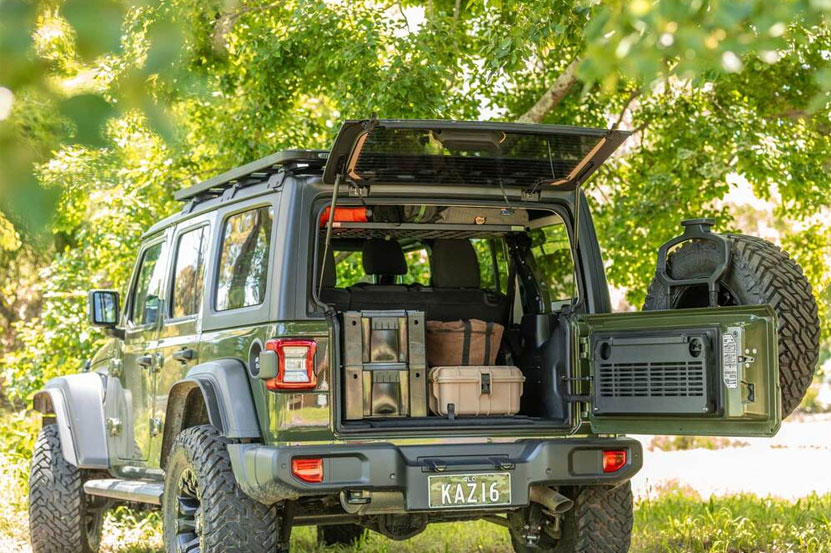 How to Mount Luggage on a Jeep Wrangler