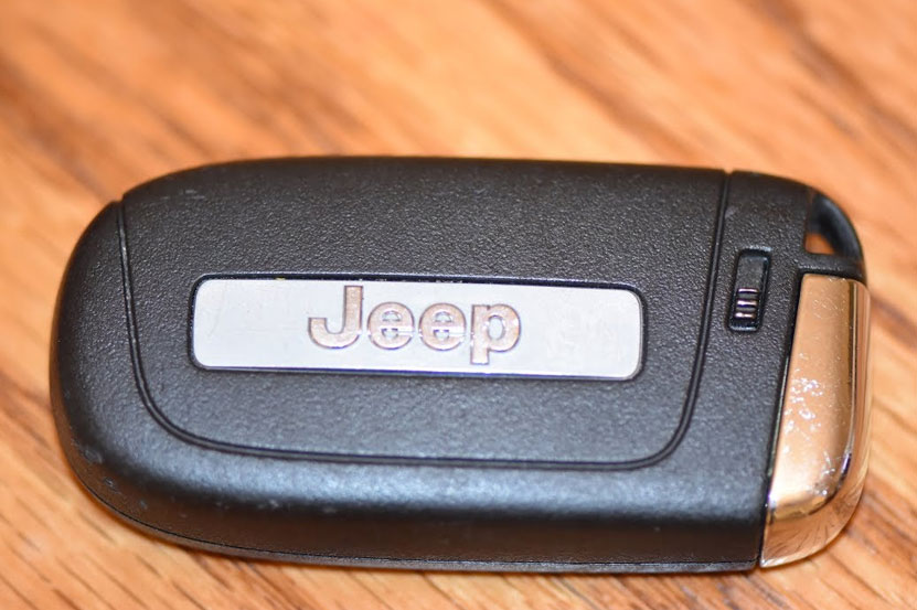 How to Replace the Battery on a Jeep Key Fob